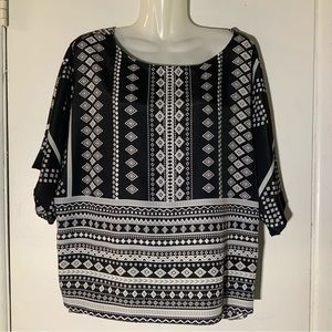 ECI ABSTRACT PRINT SILKY DOLMAN SHORT SLEEVE TOP L